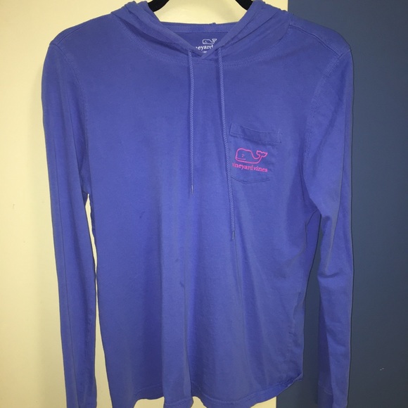 vineyard vines hoodie tee